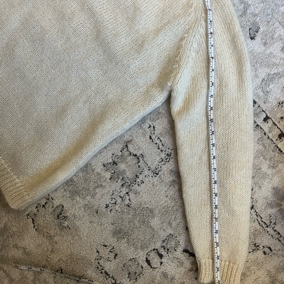 Ivory V-Neck Sweater - Picture 4 of 5